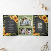 Chalkboard Sunflowers Foto Arch QR Code Hochzeit Dreifach Gefaltete Einladung (Innenseite)