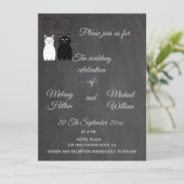 Chalkboard trendy niedliche Katzenpaare Hochzeit Einladung (Stehend Vorderseite)