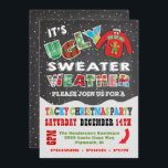 Chalkboard UGLY Weihnachts Sweater Einladungen<br><div class="desc">Dieses coole und farbenfrohe Tacky oder Ugly Christmas Sweater Party ist mit einem Pullover mit einem Lebkuchenmann,  fallendem Schnee und Stofftypografie auf einem Chalkboard-Hintergrund ausgestattet. Ideal für Kinder oder Erwachsene Urlaub Party! Handgezeichnete Abbildung von McBooboo.</div>
