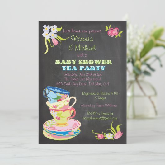 Chalkboard Viktorianisch gestackte Teebecher Babyd Einladung (Stehend Vorderseite)