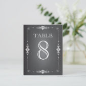 Chalkboard Wedding Reception Tischnummer Card (Stehend Vorderseite)