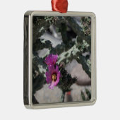 Challa Cactus in Blüte Ornament Aus Metall (Rechts)