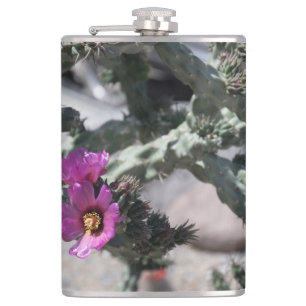 Challa Kaktus in Blüte Flachmann