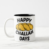 Challah Brot, Chanukah, Happy Challah Days Zweifarbige Tasse (Links)