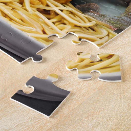 Chameleon Eating Spaghetti Jigsaw Puzzle (Seite)