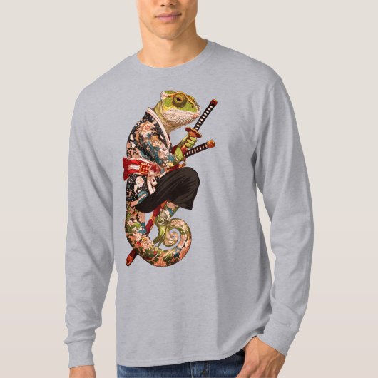 Chameleon Samurai - Tattooed Warrior mit Katana T-Shirt (Vorderseite)