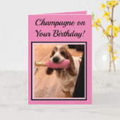 Champagne & Basset Hound auf der sonnigen Geburtst Karte (Gelbe Blume)