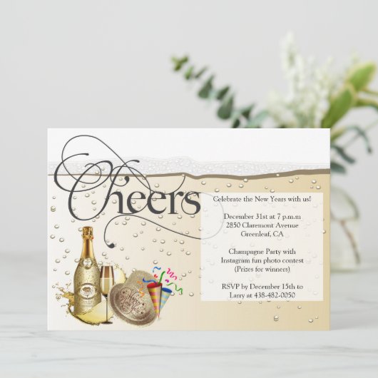 Champagne Bubbly Silvester Party Einladung (Stehend Vorderseite)