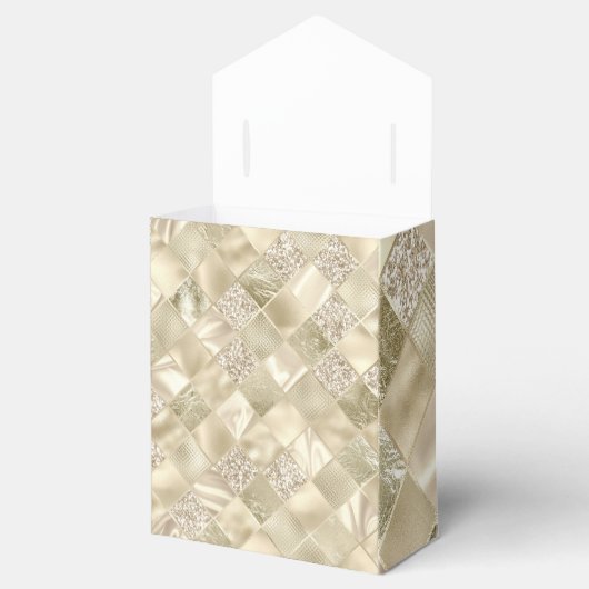 Champagne Color Diamond Muster Geschenkschachtel (Geöffnet)
