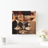 Champagner-Bar Quadratische Wanduhr (Zuhause)