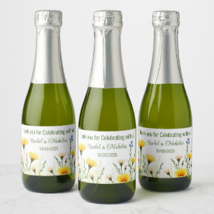 Champagner-Miniflaschen sind personalisiert Schaumweinetikett