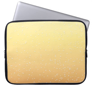 Champagner mit winzigen Bläschen Kunst Laptopschutzhülle