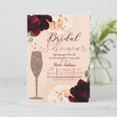 Champagner Rose Gold Peach Floral Brautparty Einladung (Stehend Vorderseite)