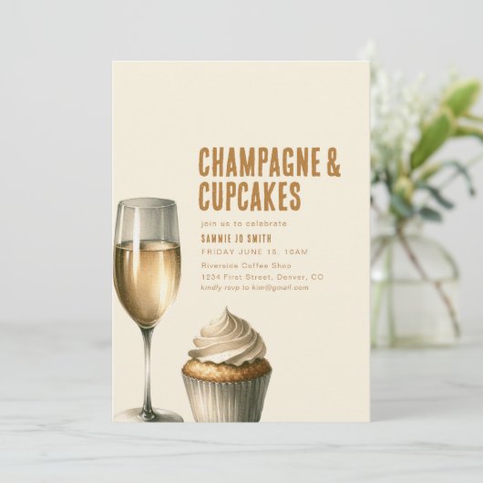 Champagner und Cupcakes Brunch Einladung (Stehend Vorderseite)