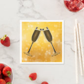 Champagnerbrille-Feier auf glänzendem Gold Serviette (Beispiel)