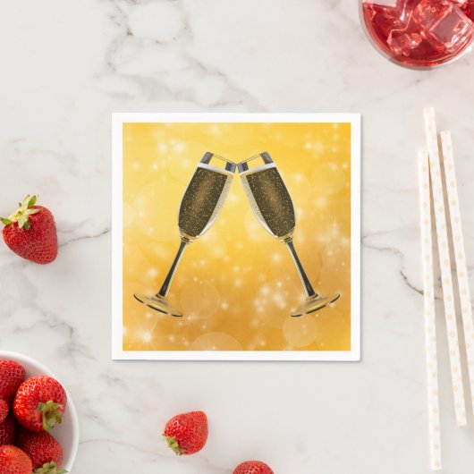 Champagnerbrille-Feier auf glänzendem Gold Serviette (Beispiel)