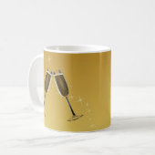 Champagnerbrille feiern auf Gold Kaffeetasse (Vorderseite Links)
