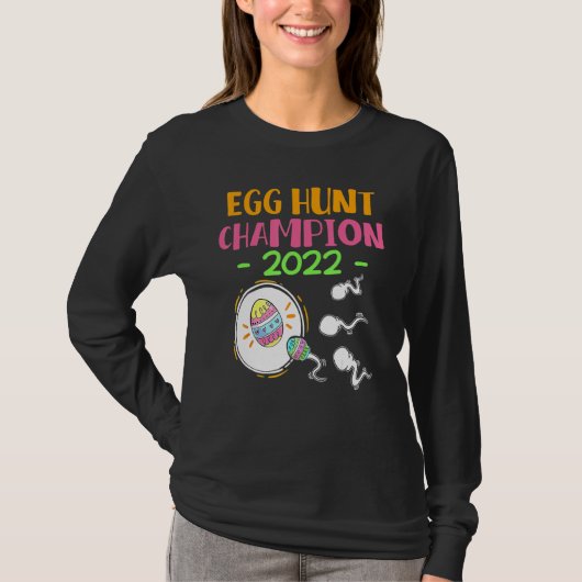 Champion für die Eierjagd 2022 Osterschwangerschaf T-Shirt (Vorderseite)