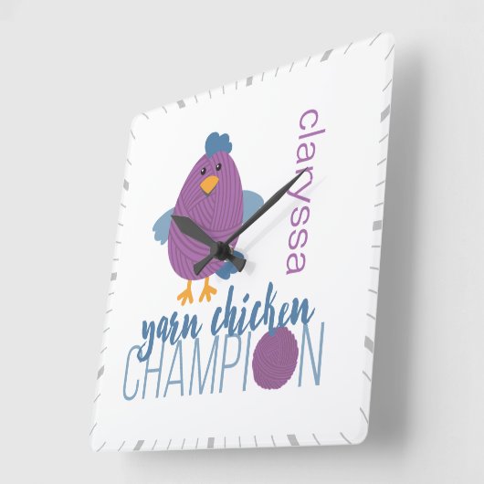 Champion für lila & Blue Yarn Quadratische Wanduhr (Winkel)