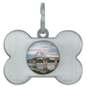 Champlain Bridge Tiermarke