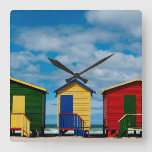 Change Rooms. Muizenberg Beach, Cape Town Quadratische Wanduhr