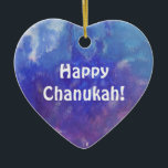 Chanukah Aqua-lila Malerei-Herz-Verzierung Keramikornament<br><div class="desc">Diese Herzverzierung hat eine Malerei einer abstrakten Zusammensetzung mit Aqua,  Blau,  weißem und Lila und der Ausdruck: "Glückliches Chanukah!" Es ist ein großes Feiertagsdekorationseinzelteil für Ihren Raum und ein nettes Geschenk für Ihre Liebe eine.</div>