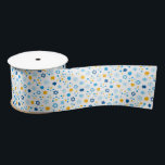 Chanukah Jewish Stars Snowflakes White Blue Gold Satinband<br><div class="desc">Fügen Sie etwas Ferienfarbe und funkeln Sie mit diesem lustigen Chanukah Packpapier-Design. Geeignet für Kinder oder Erwachsene, Unternehmen oder Familie Geschenkverpackung Bedürfnisse. Es gibt koordinierende Geschenktaschen, Papiertücher und Band für einen kompletten Chanukah-Look, oder Sie können mischen und mit unseren anderen Chanukah Packpapier Muster. Dieses Design ist in blau, weiß und...</div>