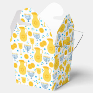 Chanukah Menorahs Gelt Pitcher Oil White Gold Blue Geschenkschachtel