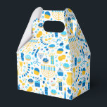 Chanukah Party Blue Gold White Menorah Gelt Cookie Geschenkschachtel<br><div class="desc">Wählen Sie die Form Geschenkboxen, die Sie für ein kleines Geschenk oder Chanukah Gastgeschenk gewollt. Dieses Design besteht aus koordinierendem Packpapier, Papiertaschentuch und Geschenktaschen. Anwendung bei Kindern oder Erwachsenen.</div>