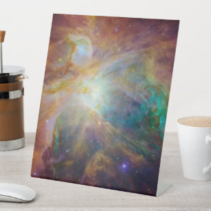 Chaos im Herzen des Orion-Spitzer-Hubble-Composite Sockelschild