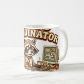Chaos-Koordinator Lustiger Überarbeiteter Waschbär Kaffeetasse (VorderseiteRechts)