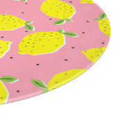Chaotic Lemons Pink Polka: Zitrusmuster Schneidebrett (Ecke)