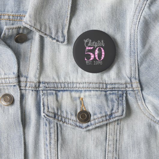 Chapter 50 Est 1976 Happy 50th Birthday Gift Button (Beispiel)