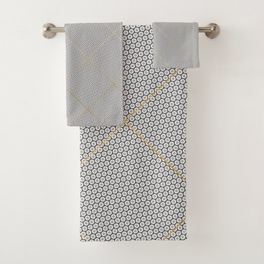 CHARCOAL GOLD ABSTRACT CIRCLES GRID BATH TOWEL SET (Insitu)