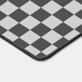 Charcoal Gray & Light Gray Square Style Muster Schreibtischunterlage (Ecke)