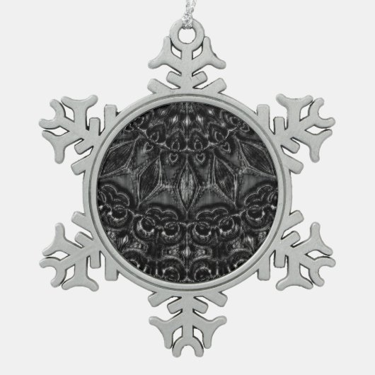 Charcoal Mandala Schneeflocken Zinn-Ornament (Vorderseite)
