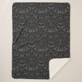 Charcoal Mandala Sherpa Blanket Sherpadecke (Vorderseite)