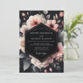Charcoal Moody Bloom Wedding Einladung (Stehend Vorderseite)