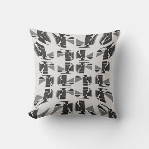 Charcoal Shades on White Small Shapes Labyrinth Kissen
