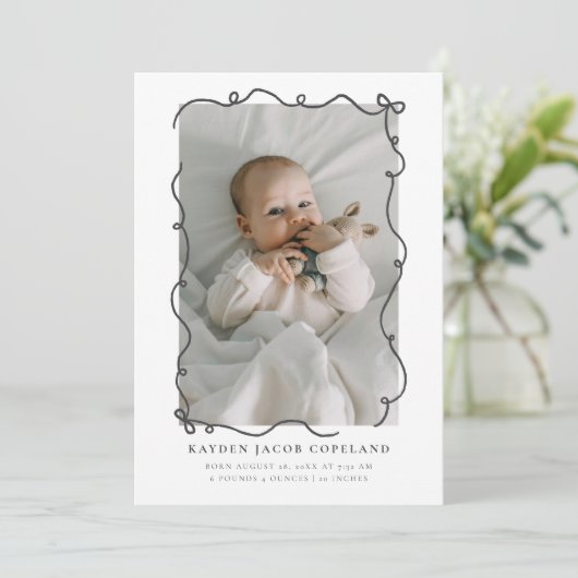 Charcoal Squiggly Bows Birth Announcement Foto Ankündigung (Stehend Vorderseite)