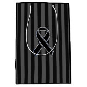 Charcoal Stripes Style Black Ribbon Awareness Mittlere Geschenktüte (Vorderseite)
