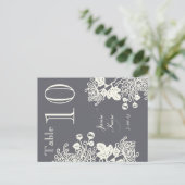 Charcoal Vintag Floral Wedding Tischnummer (Stehend Vorderseite)