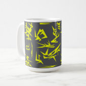 Charcograu-gelbe Abstrakte Kunst Funky Kaffeetasse (Vorderseite Links)