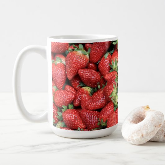 Charge der Roten Juicy Erdbeeren Kaffeetasse (Mit Donut)