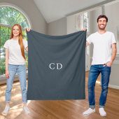 Charkograu mit Monogramm Initialen modern Fleecedecke