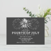Charkohle Gray Vintage Feuerwerke 4. Juli Party Einladung (Stehend Vorderseite)