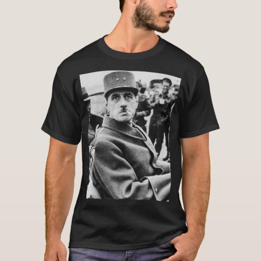 Charles De Gaulle Military Portrait T-Shirt (Vorderseite)