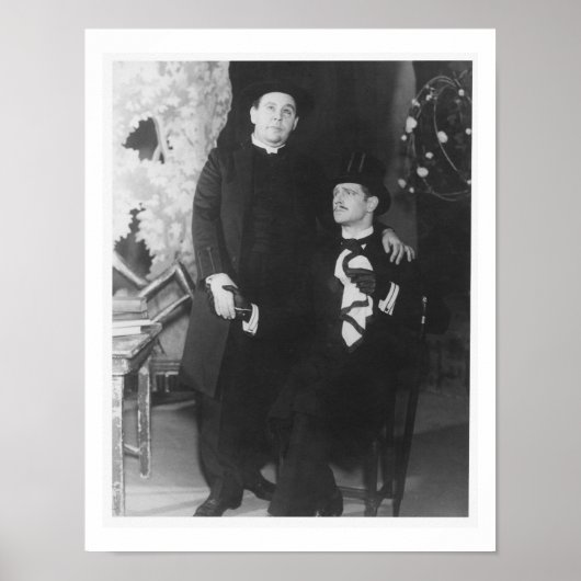 Charles Laughton als Canon Chasuble und Roger Live Poster (Vorne)