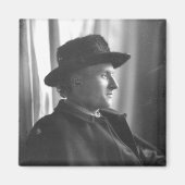 Charles Voysey Magnet (Vorne)