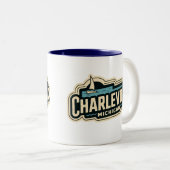 Charlevoix 70er Retro Michigan Vintag Zweifarbige Tasse (VorderseiteRechts)